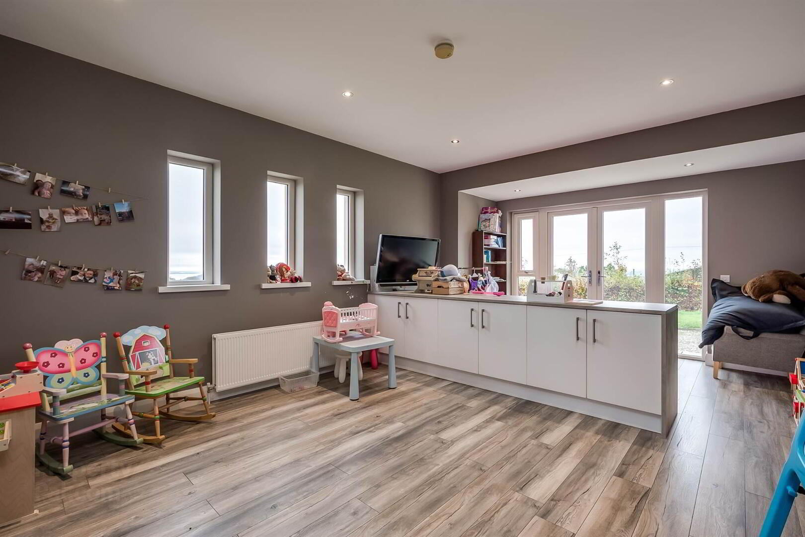 72 Ballybarnes Road 5 of 38