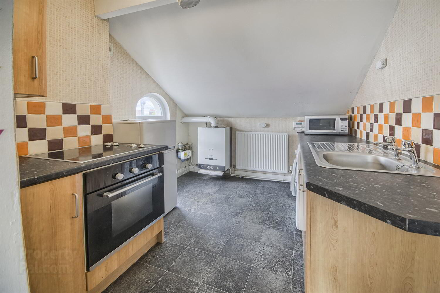 166b Ormeau Road 3 of 6