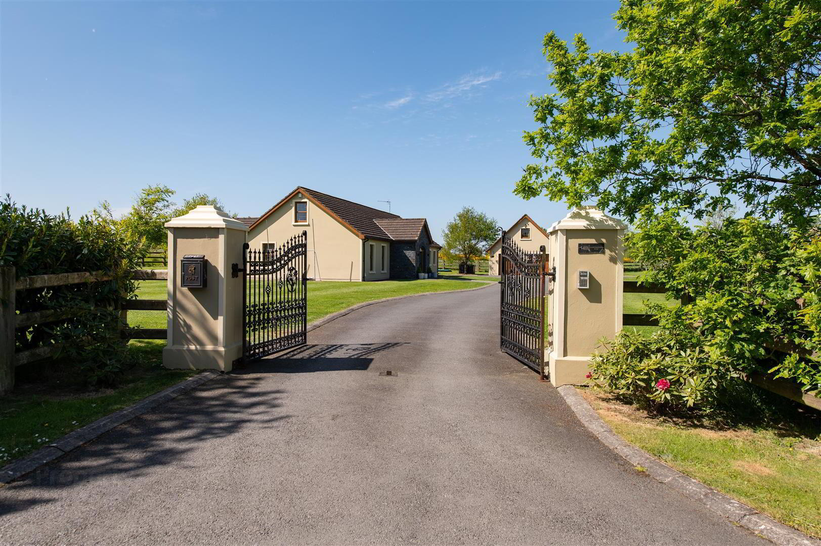 54b Crawfordstown Road 3 of 44