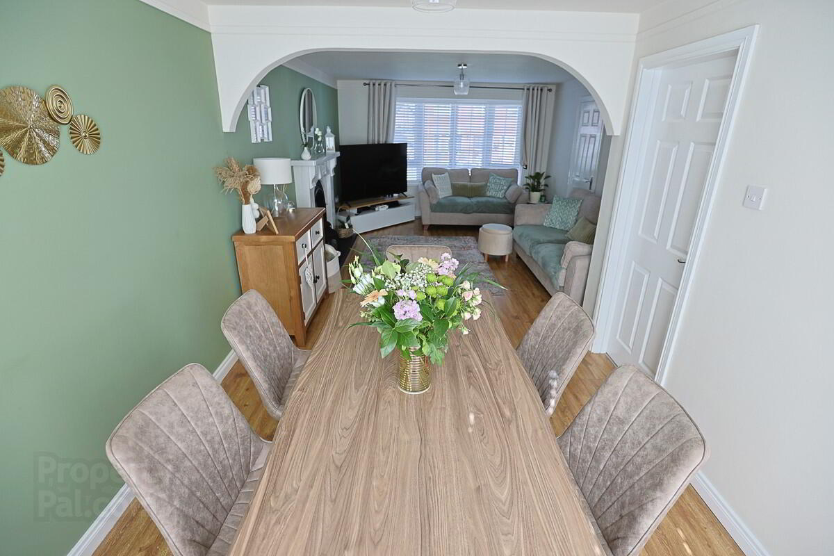 31 Collingwood Avenue 13 of 60