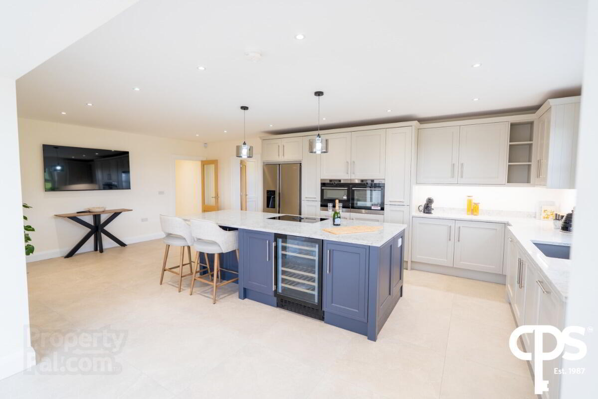99 Fort Road 11 of 40