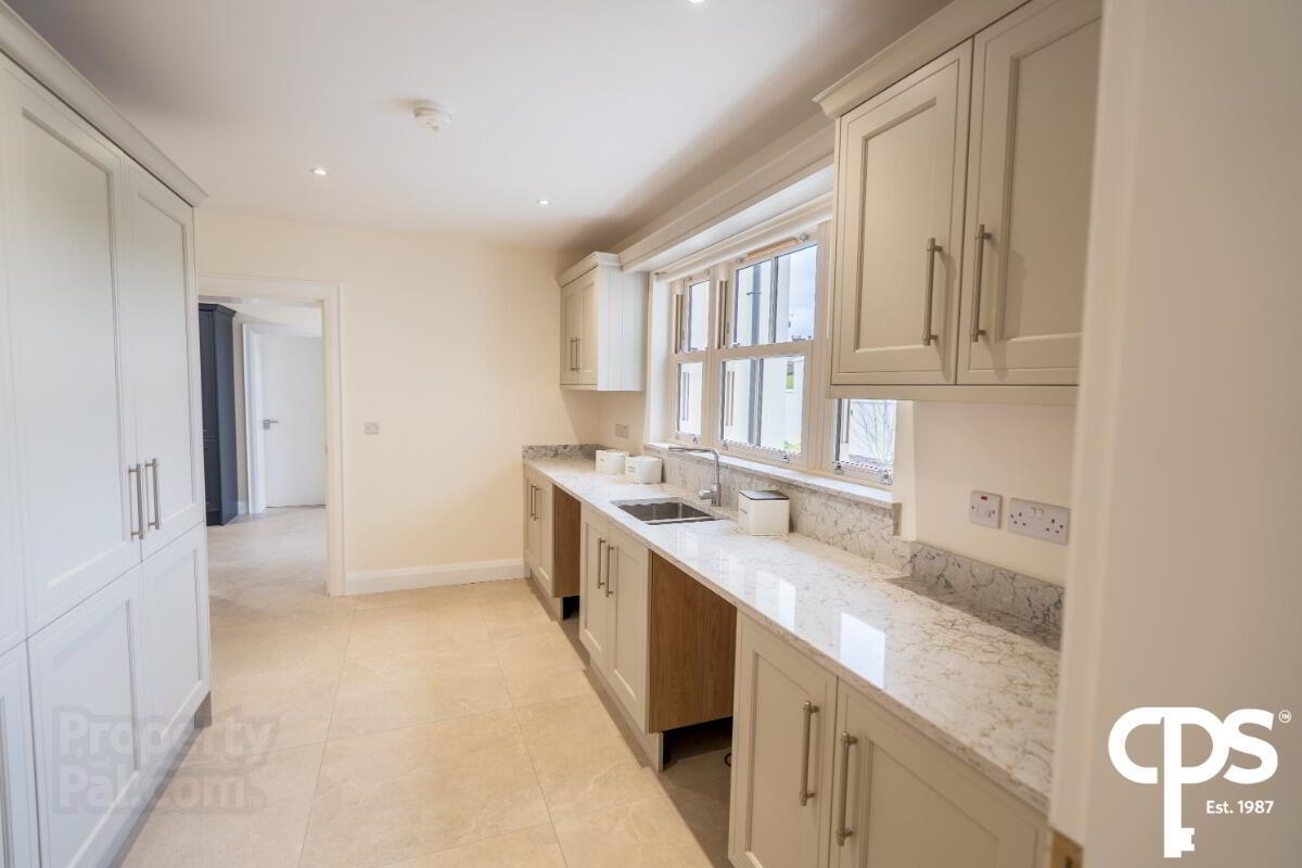 99 Fort Road 14 of 40