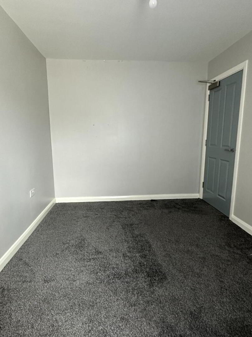 Apt 6, 46 Ogle Street 5 of 6