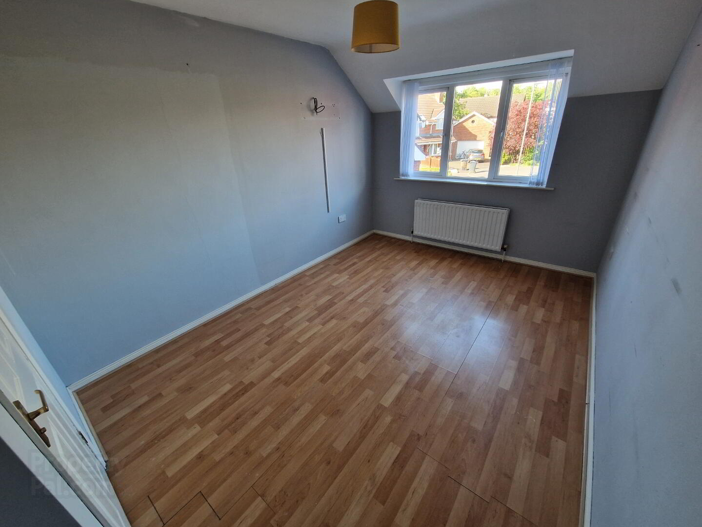 28 Castle Avenue 8 of 17