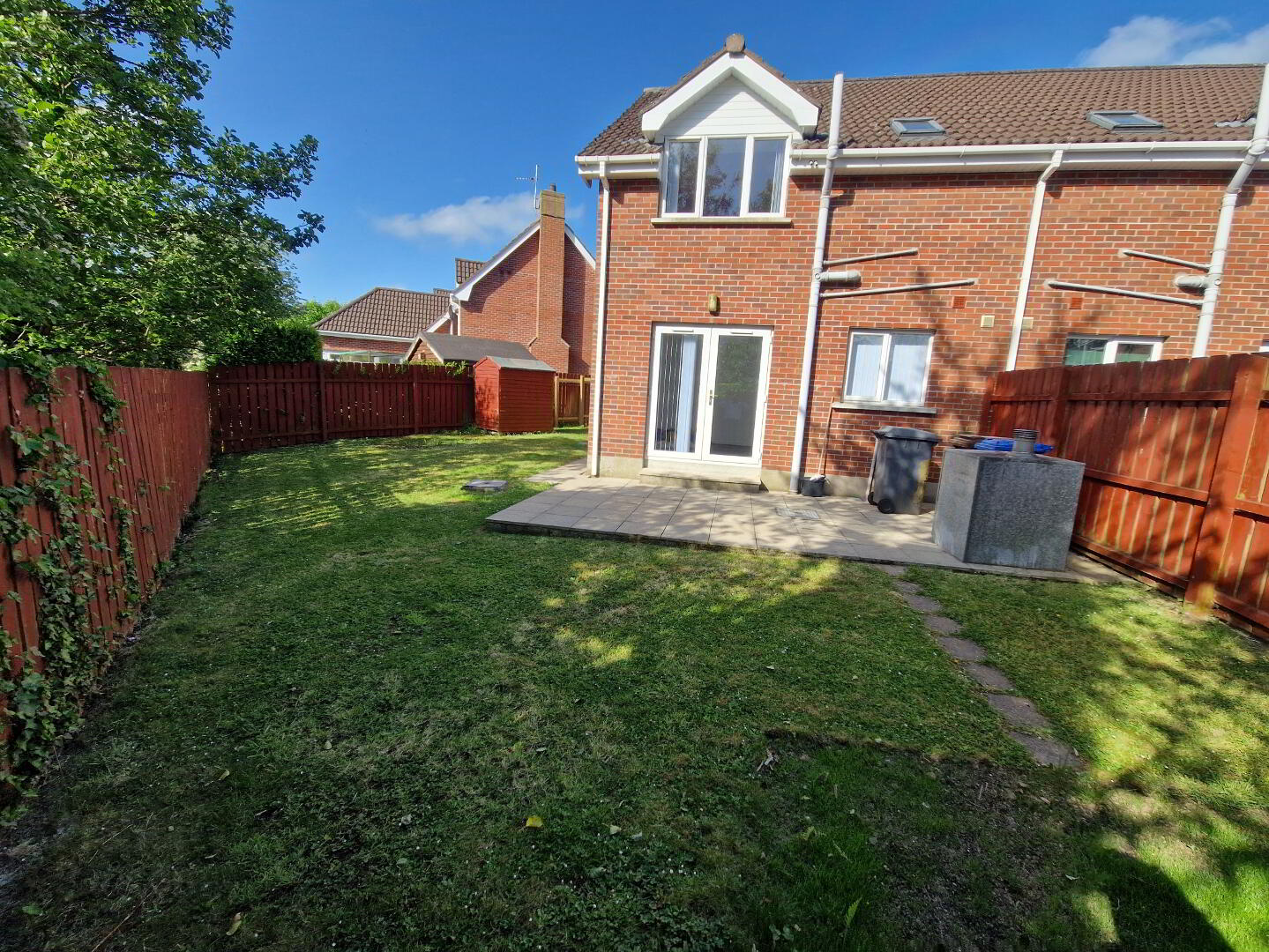 28 Castle Avenue 16 of 17