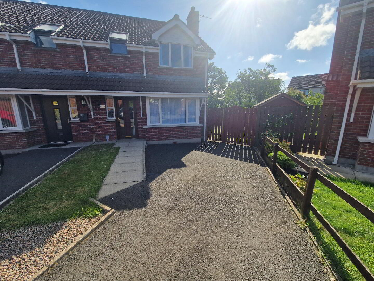 28 Castle Avenue 1 of 17