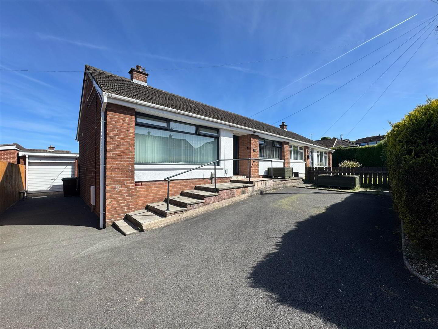 8 Waverley Avenue 1 of 14