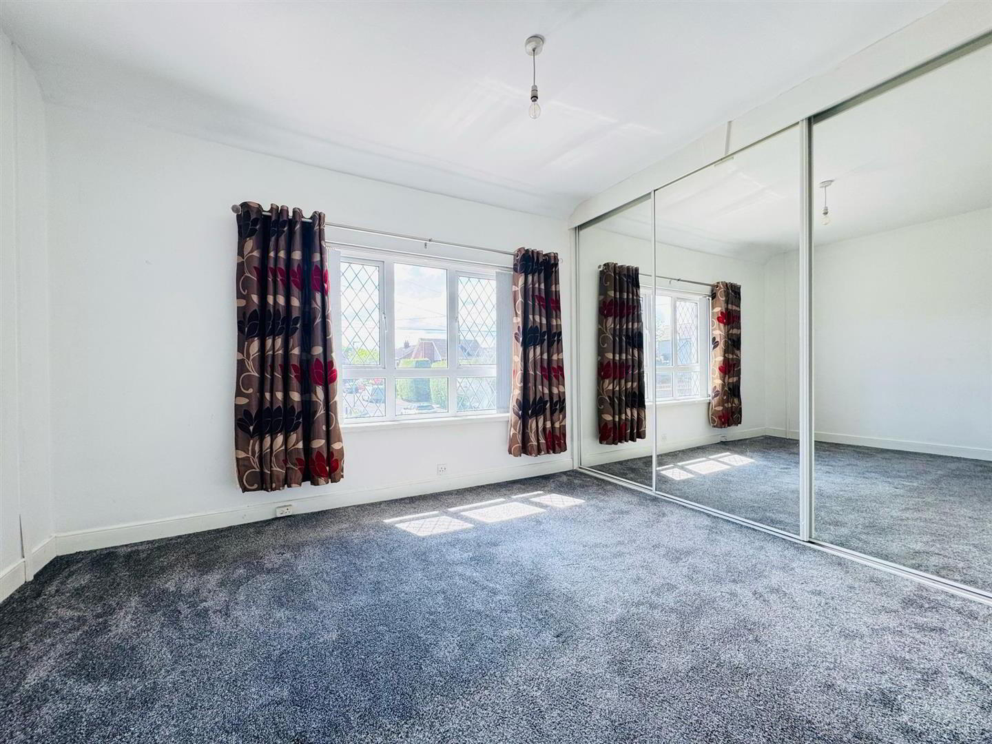 493 Antrim Road 6 of 10