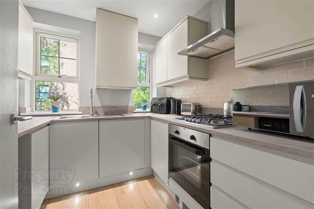 Apt 6 35, 37 Sans Souci Park 14 of 27