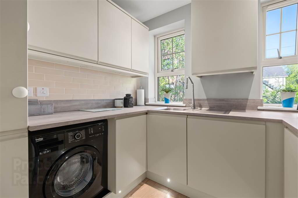 Apt 6 35, 37 Sans Souci Park 16 of 27