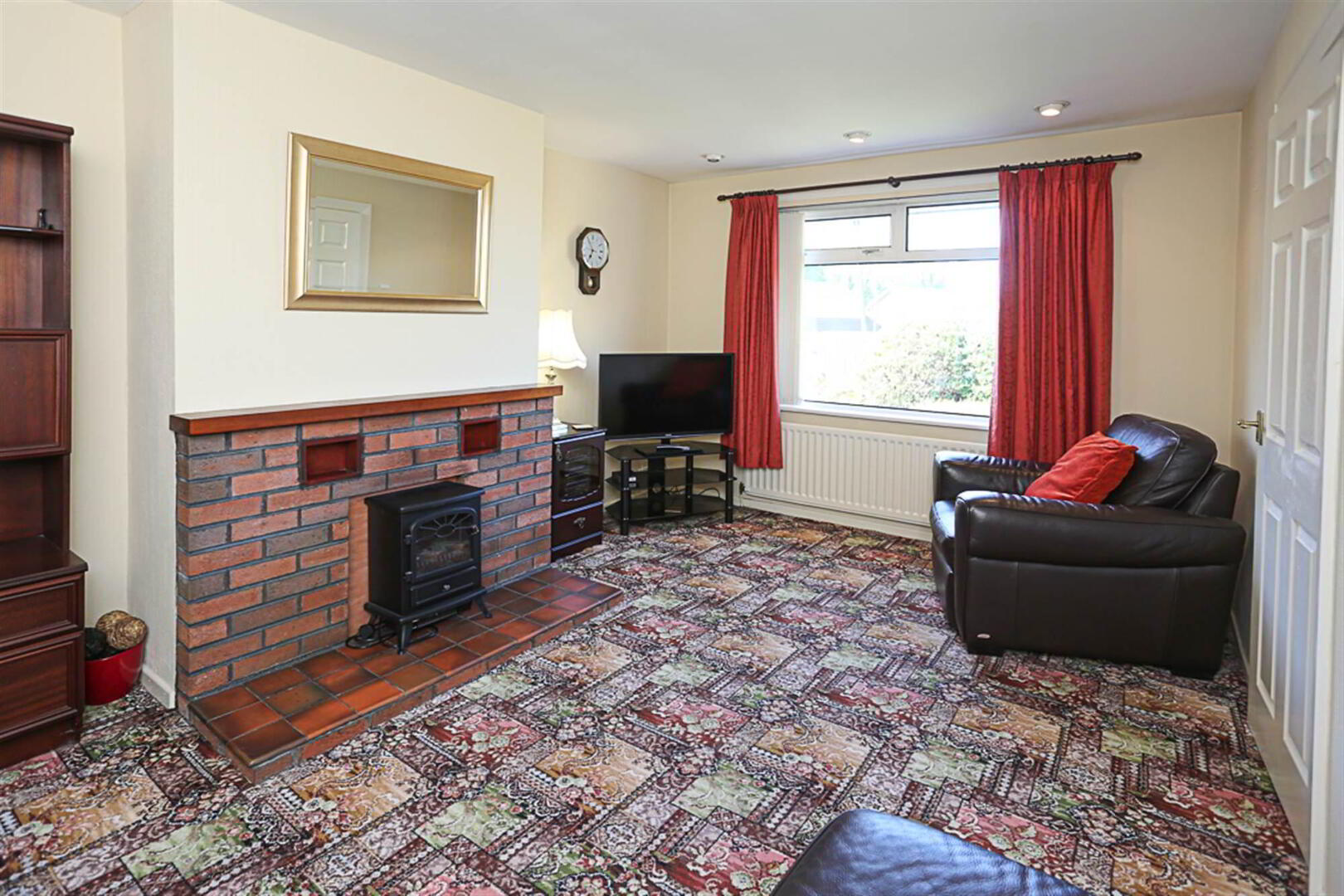 37 Lynne Crescent 4 of 20