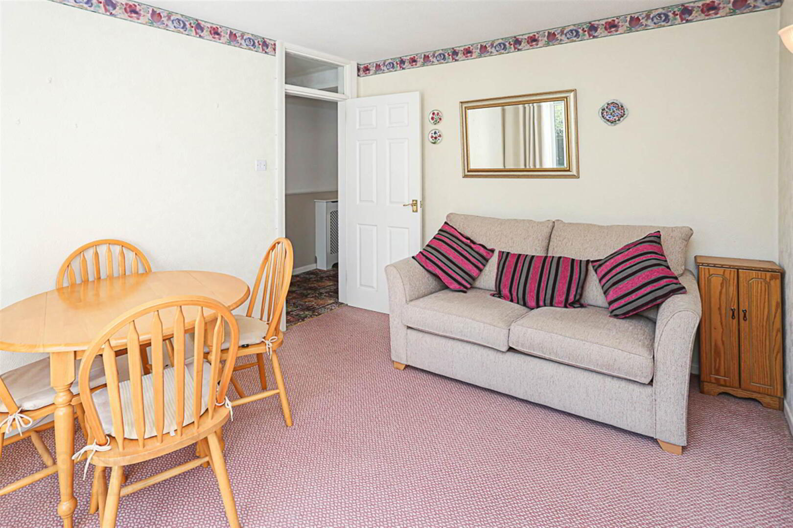 37 Lynne Crescent 12 of 20