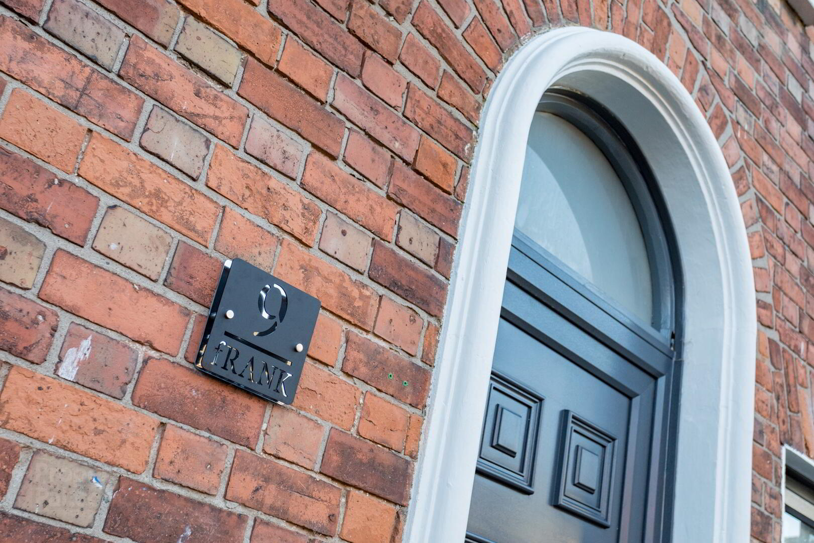 Room 2, 9 Frank Street 1 of 22