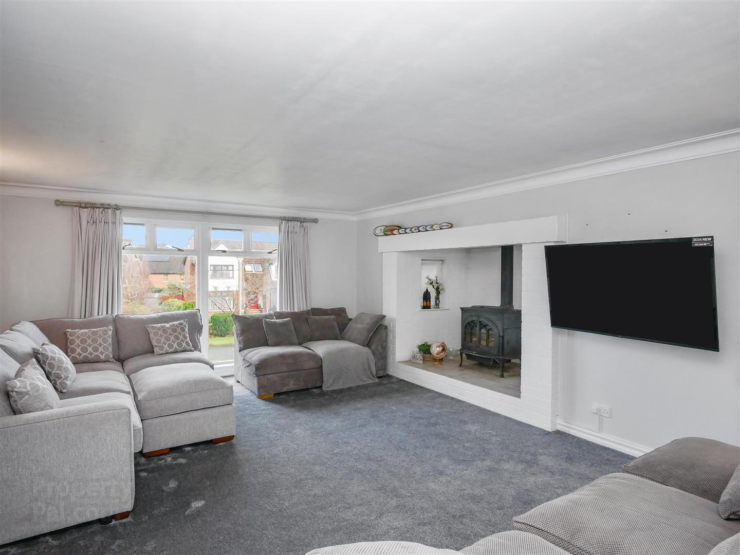 18 Croft Hill 8 of 26