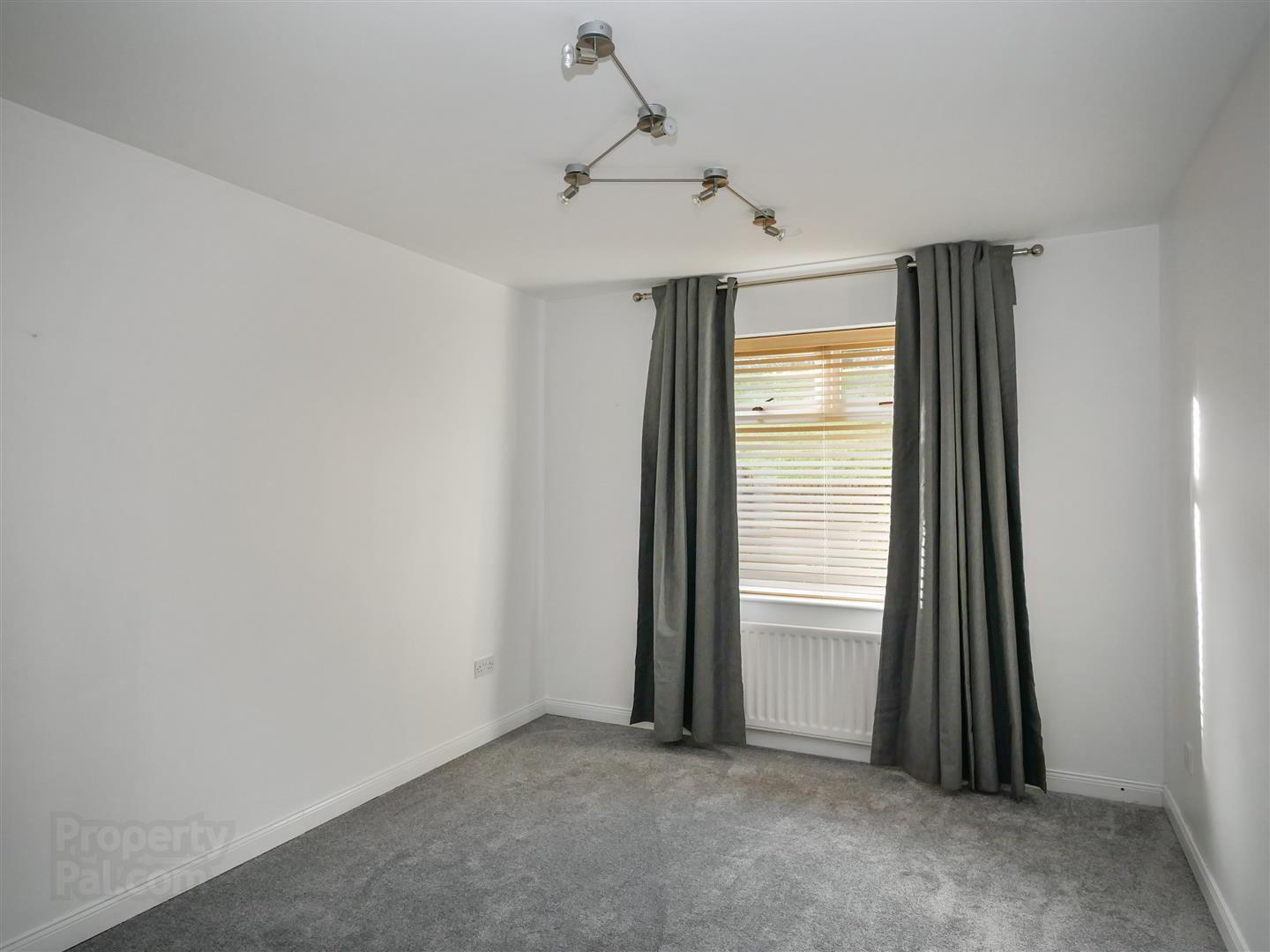 18 Croft Hill 21 of 26