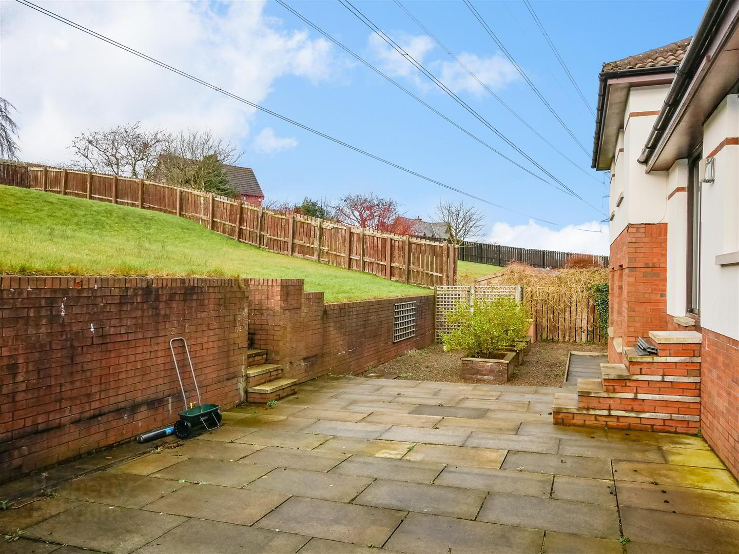18 Croft Hill 22 of 26