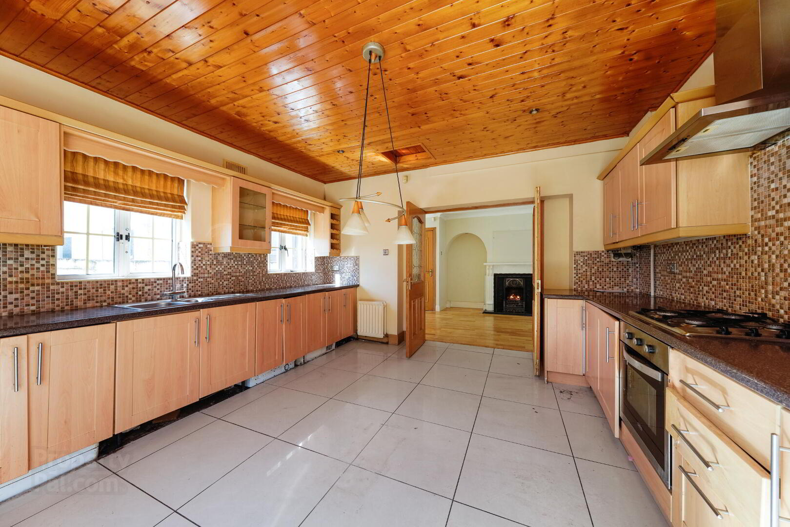 62 Dunard Avenue 9 of 24