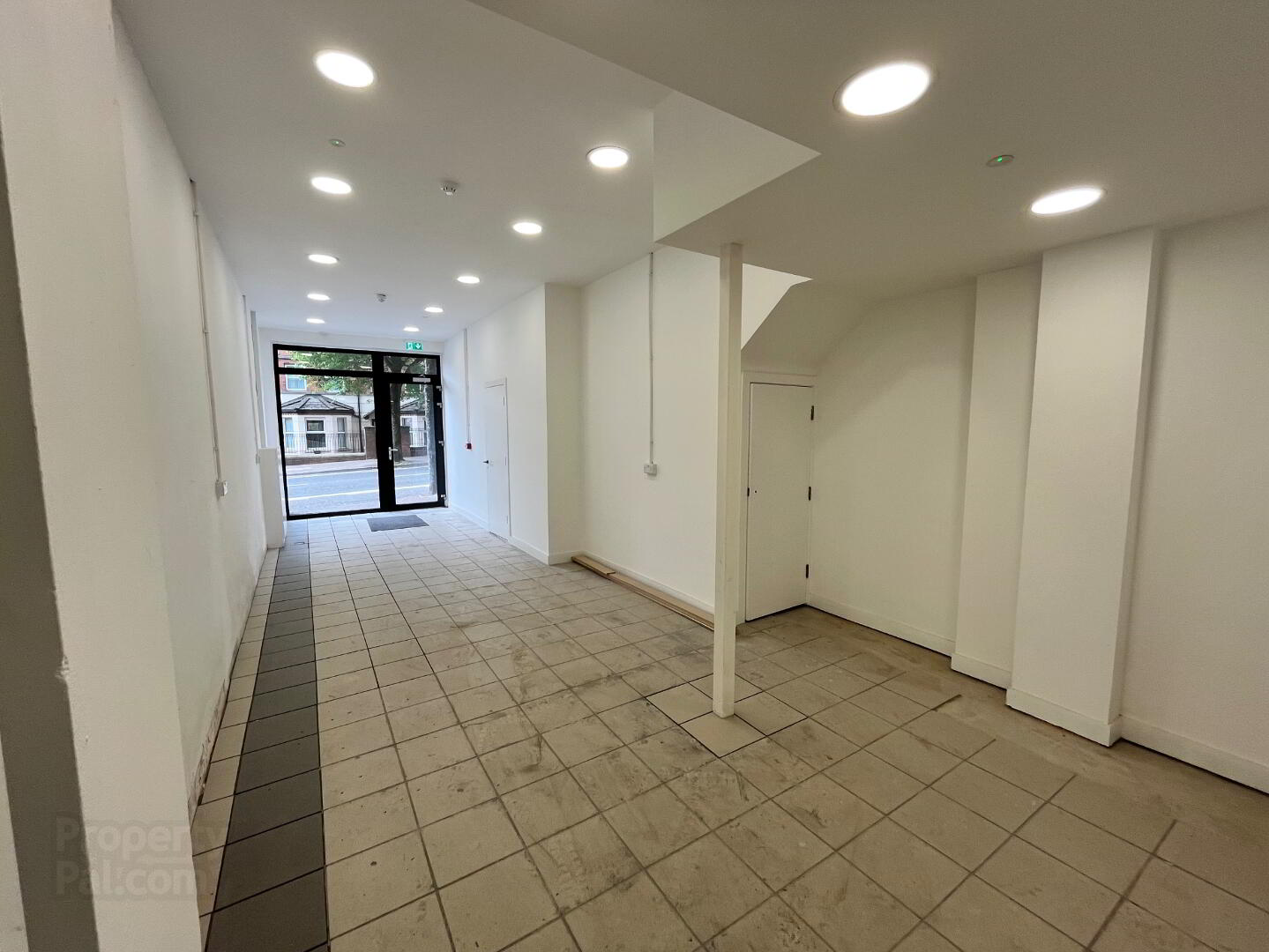 177 Crumlin Road 3 of 7