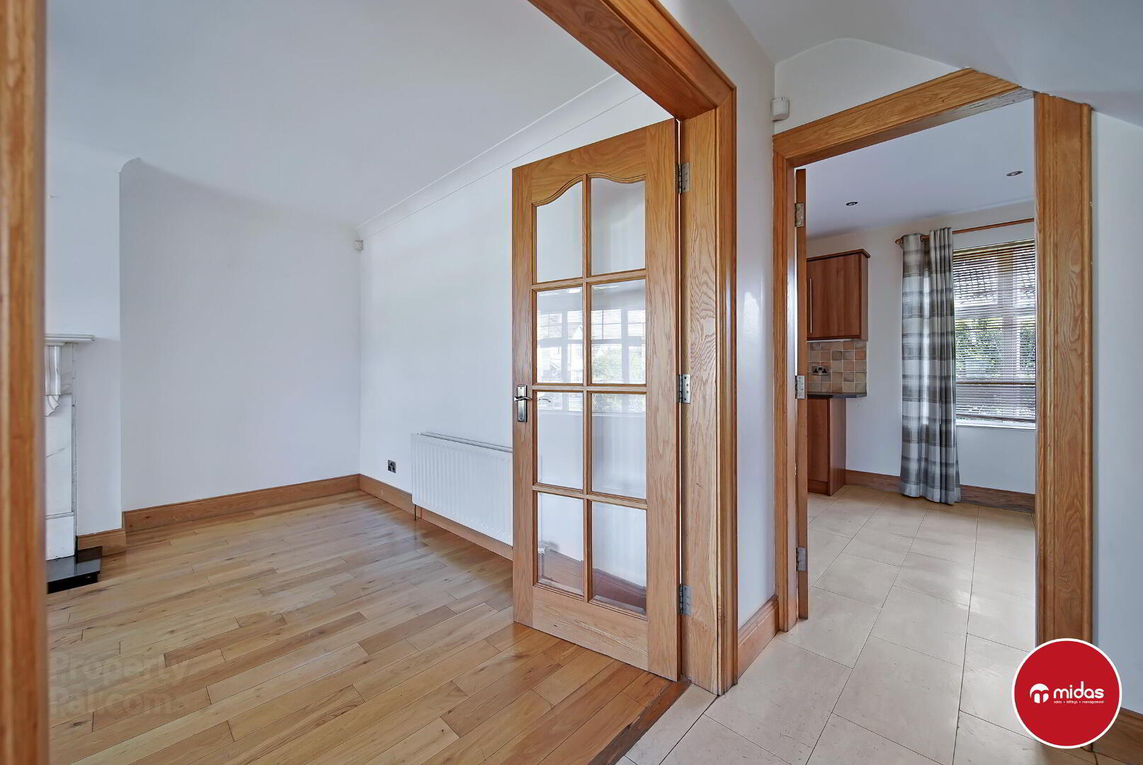 28 Thornhill Park 5 of 31