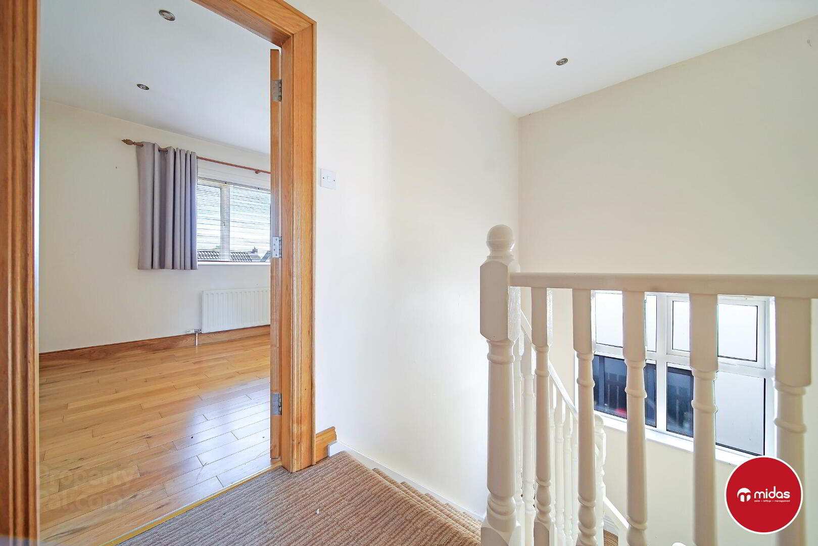 28 Thornhill Park 15 of 31