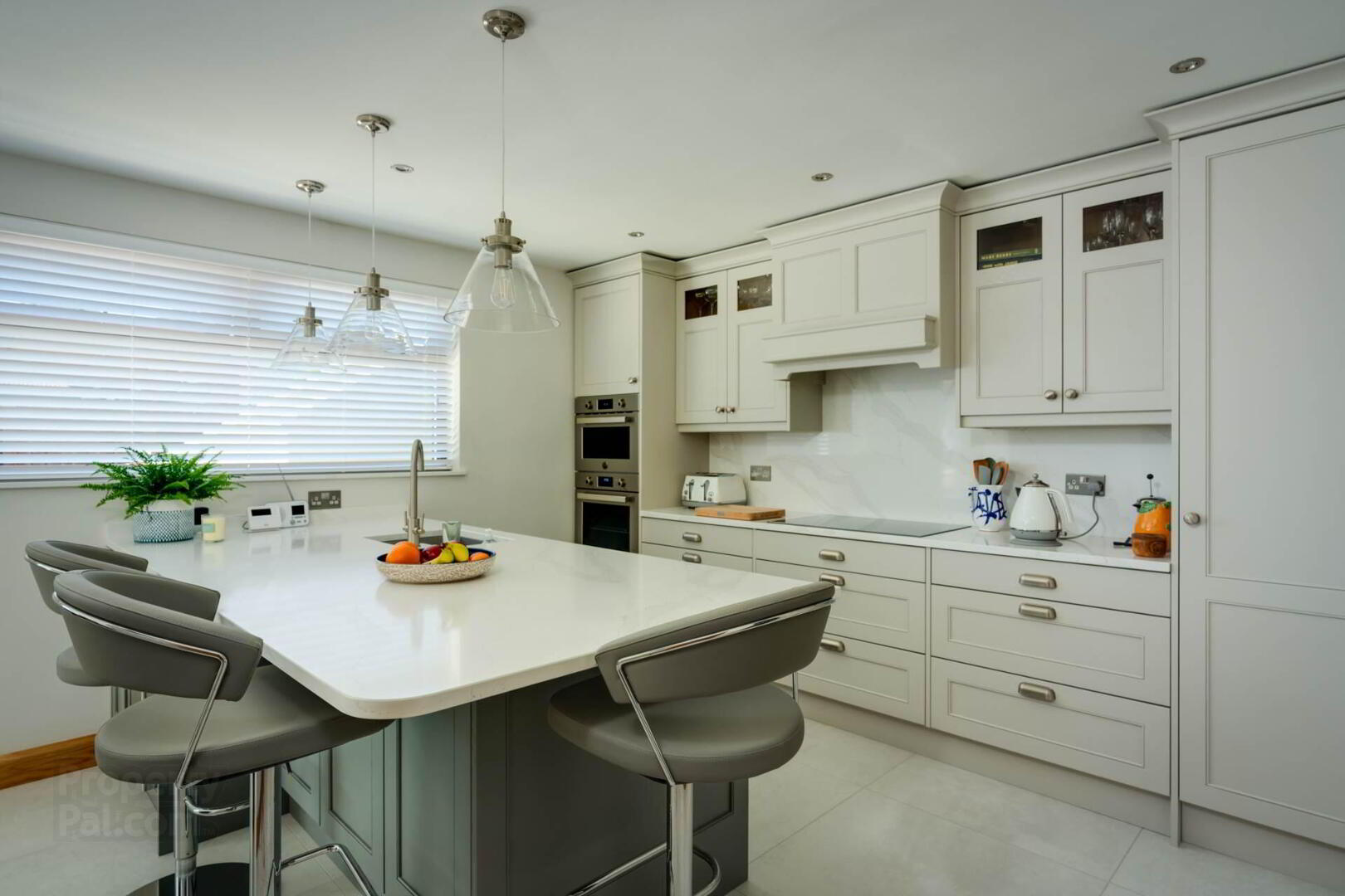 1 Inverbeg Court 3 of 19