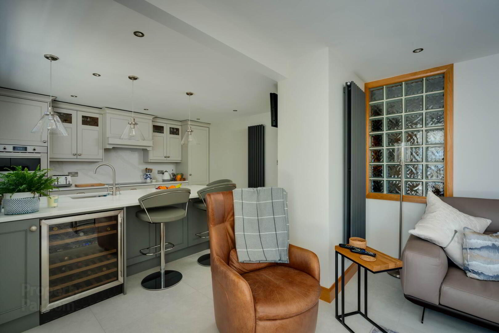 1 Inverbeg Court 4 of 19