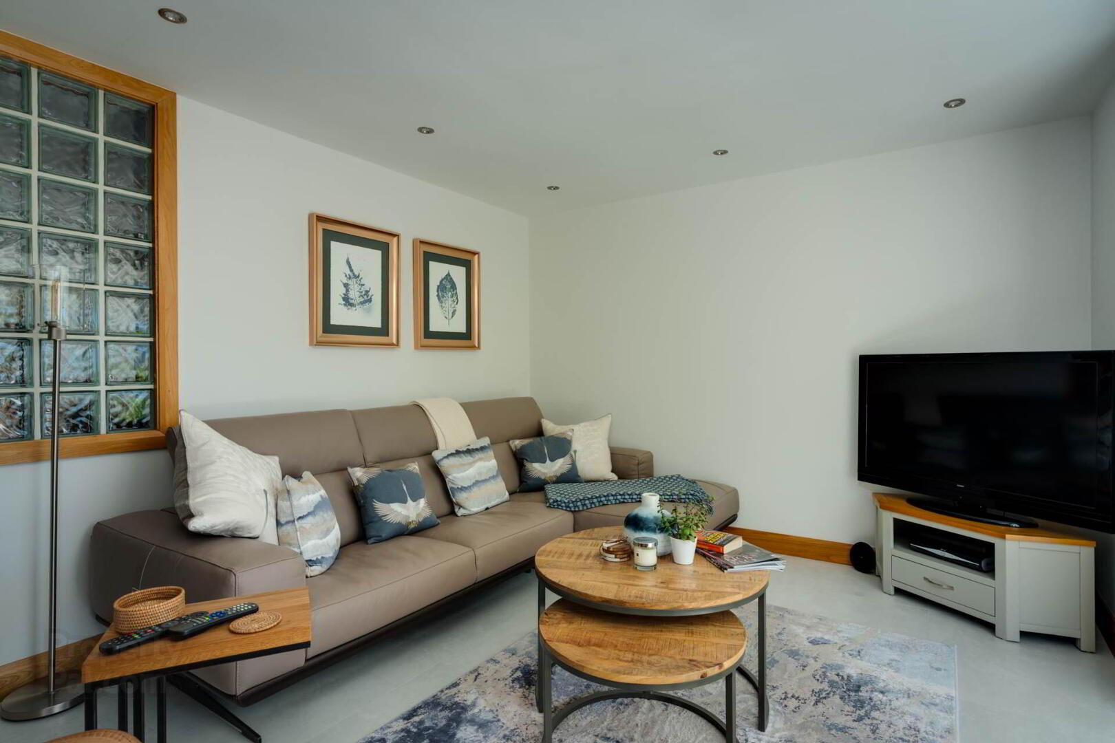 1 Inverbeg Court 8 of 19