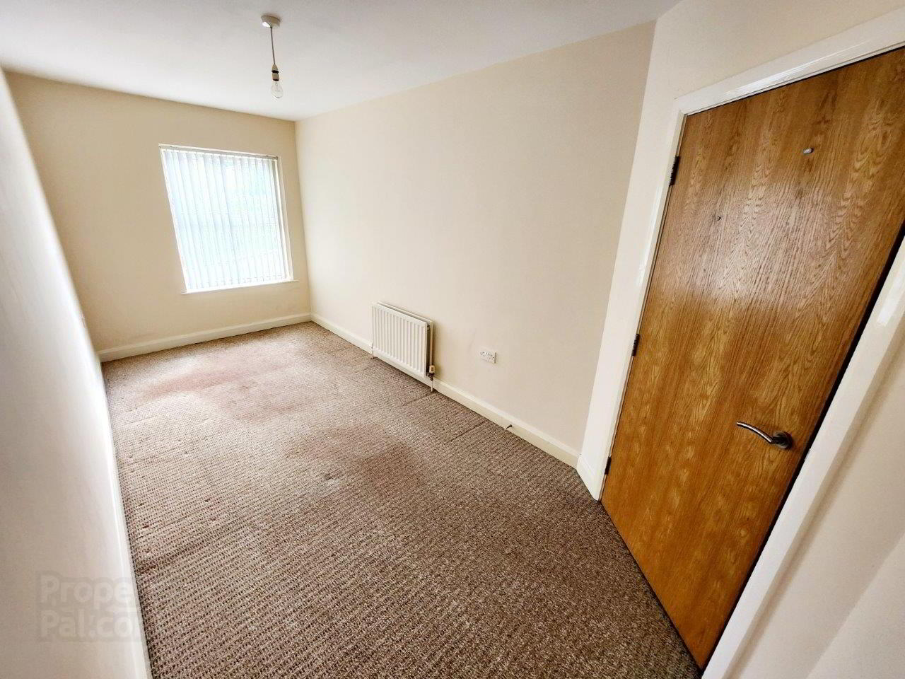8 Lesley Lodge, 127 Antrim Road 5 of 6
