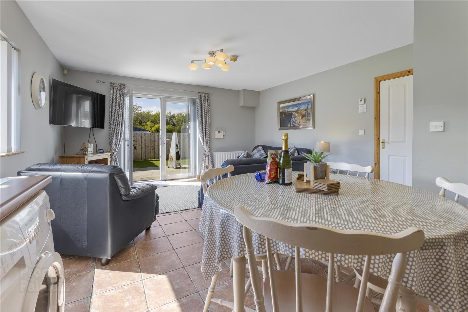 5 Benone Avenue 77 of 128