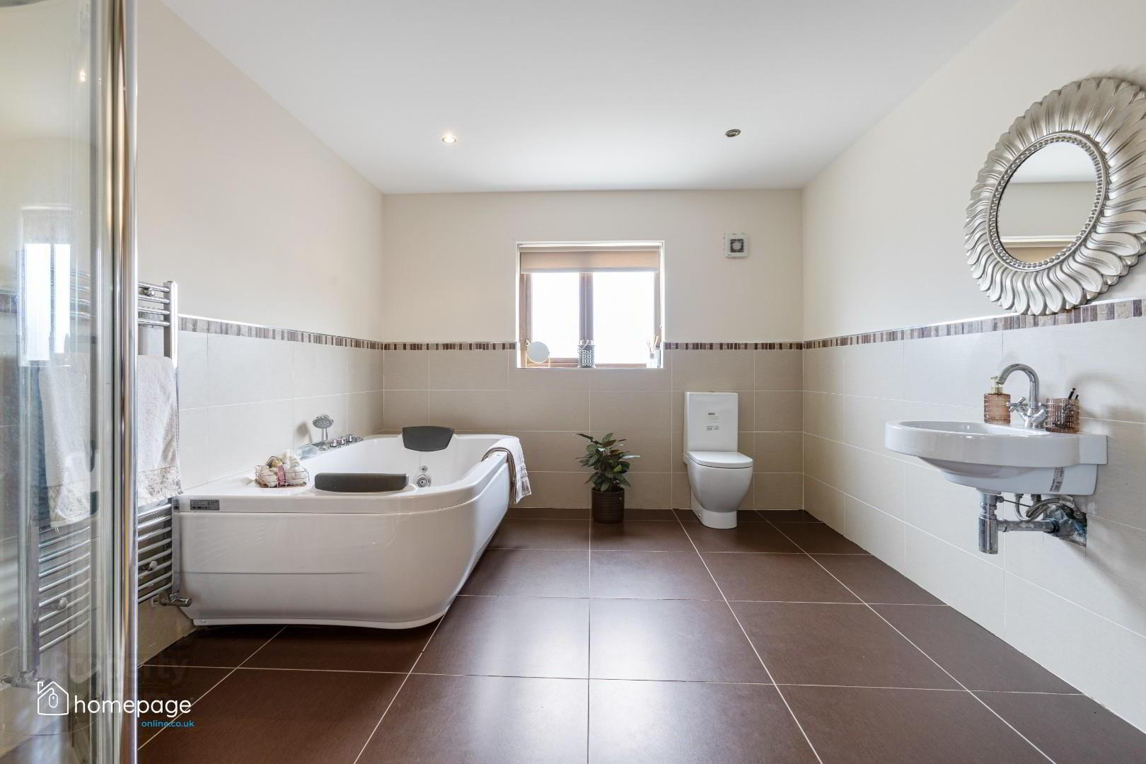 24 Briar Hill 26 of 47