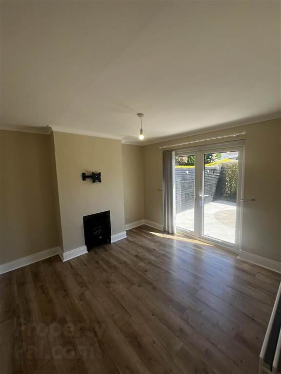 36 Beechmount Park 4 of 12