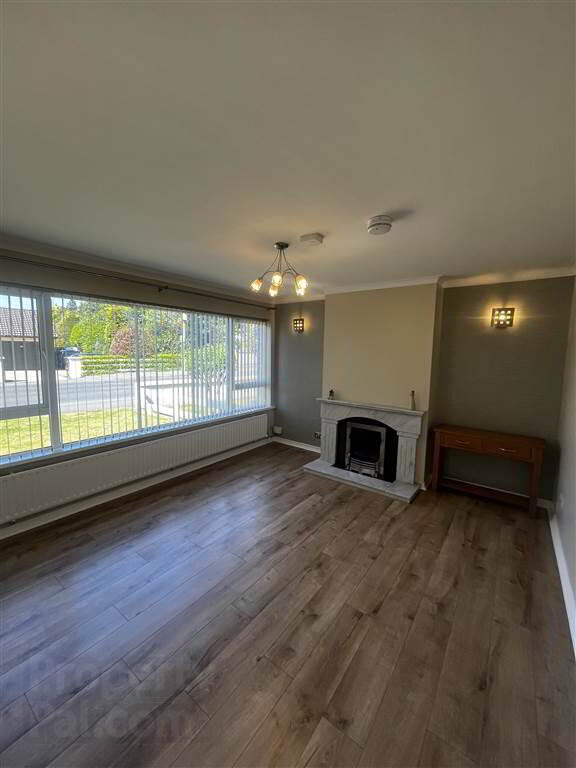 36 Beechmount Park 3 of 12
