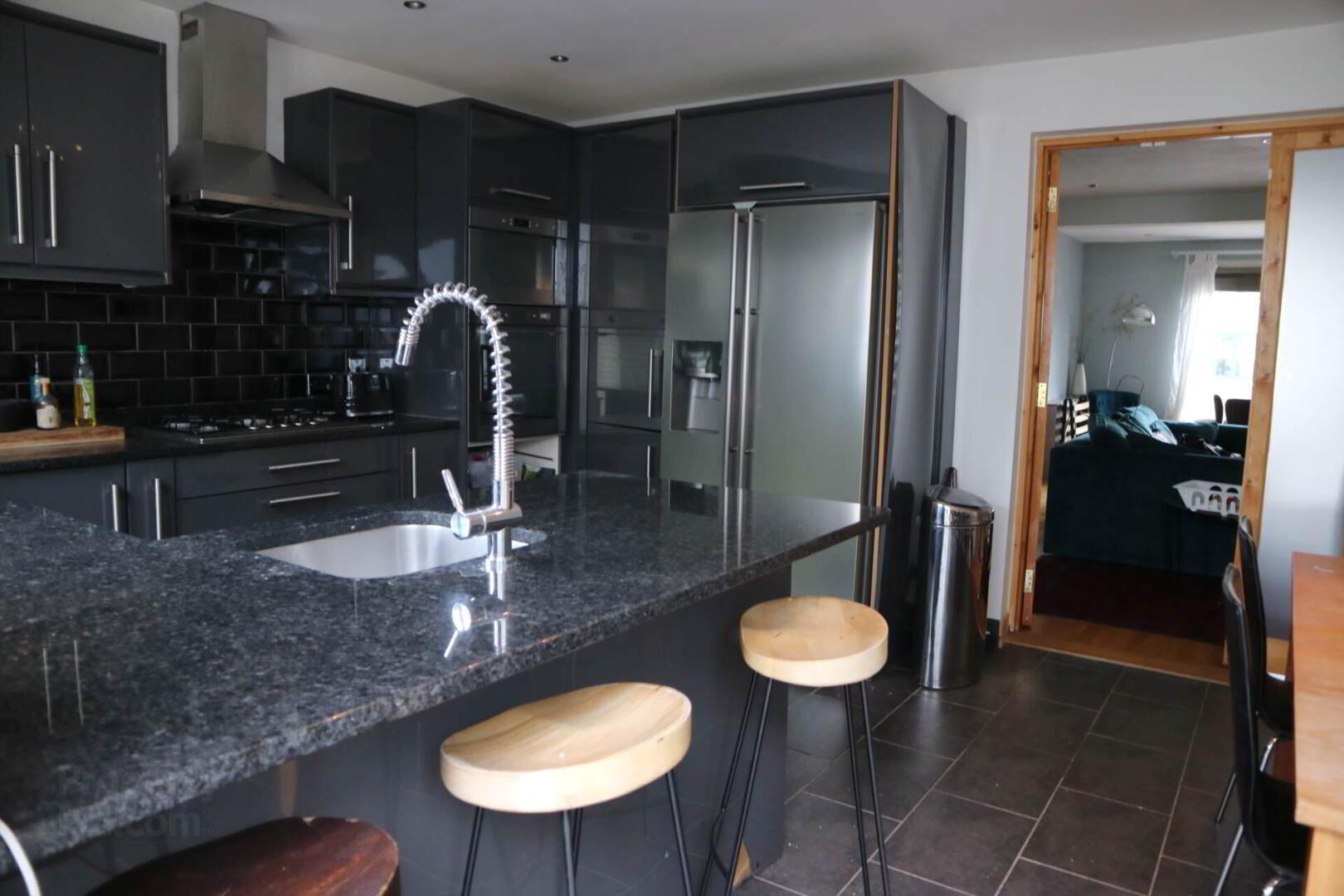 77 Goldenbridge Avenue 12 of 27