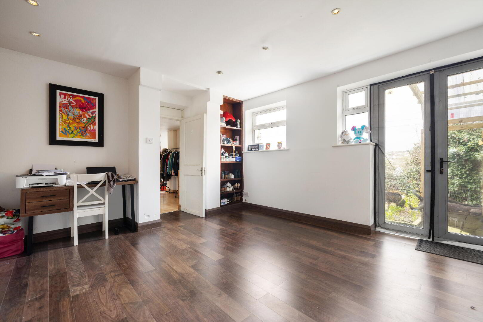 20 St. Patricks Avenue 7 of 15