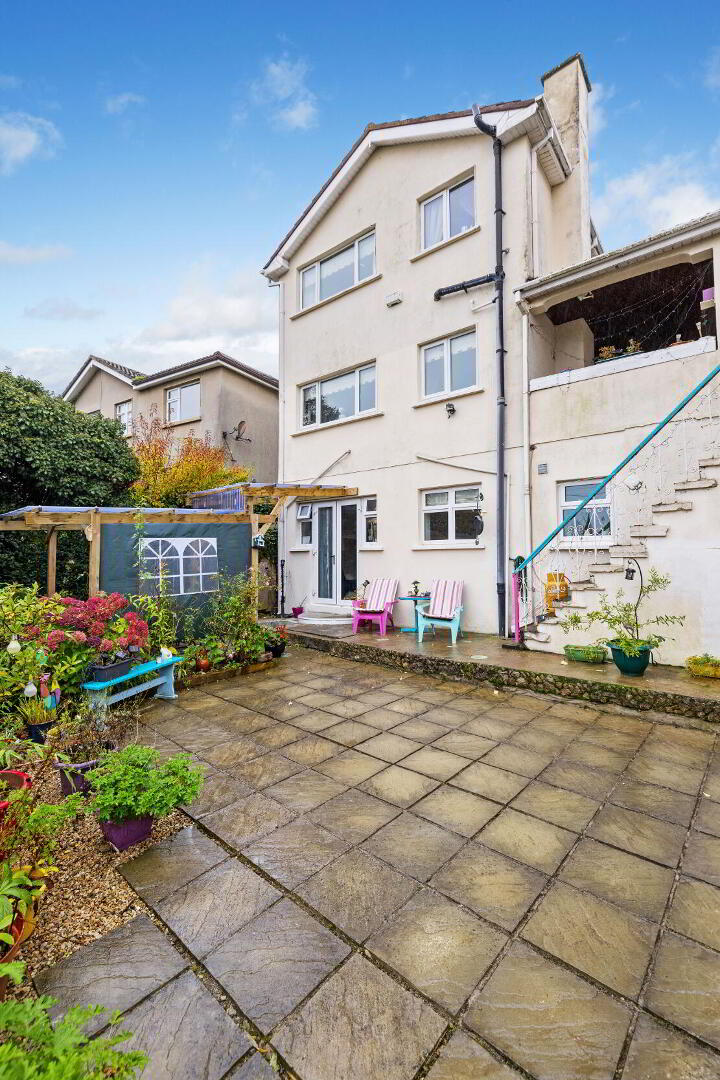 20 St. Patricks Avenue 9 of 15