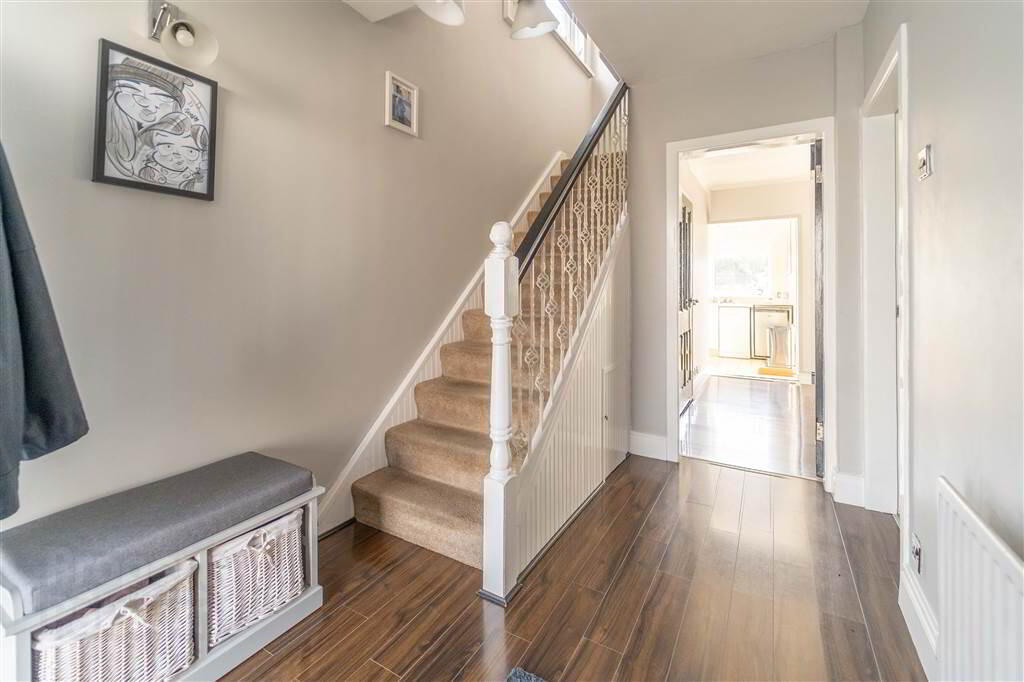 53 Newtownards Road 3 of 23