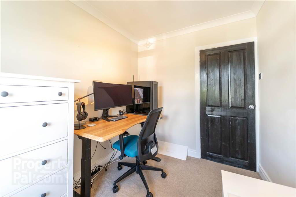 53 Newtownards Road 15 of 23