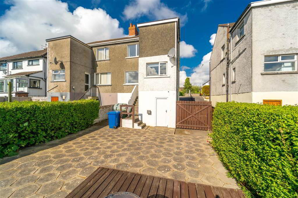 53 Newtownards Road 19 of 23