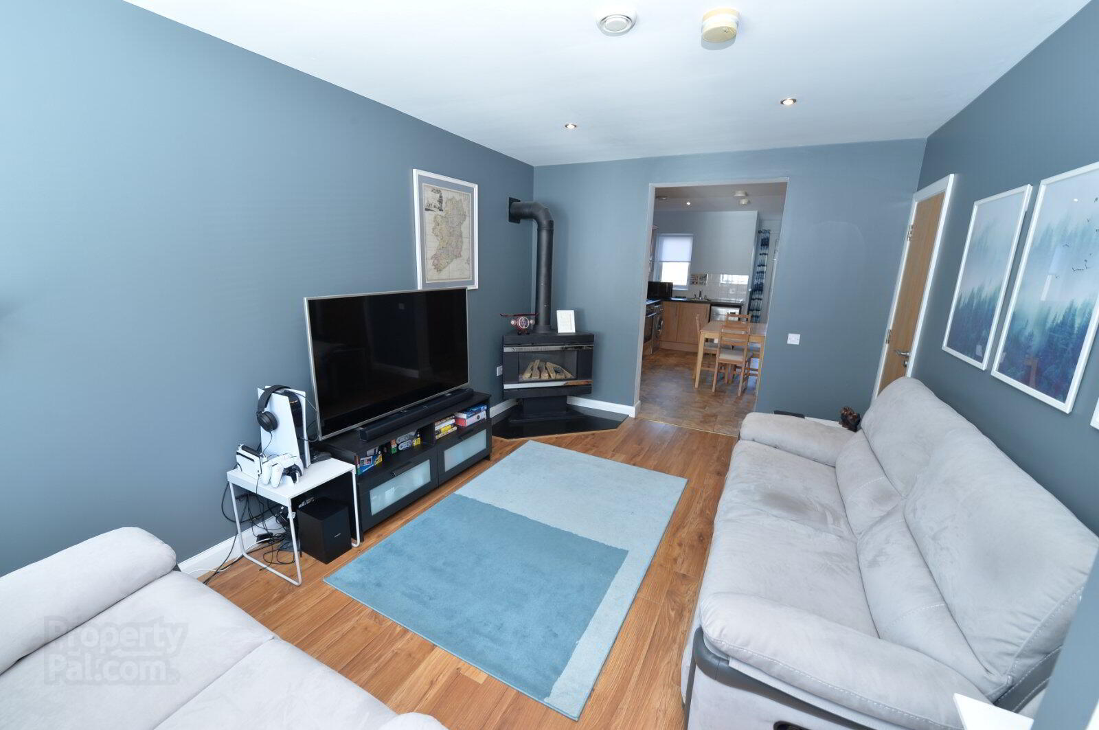 154 Madrid Street 3 of 12