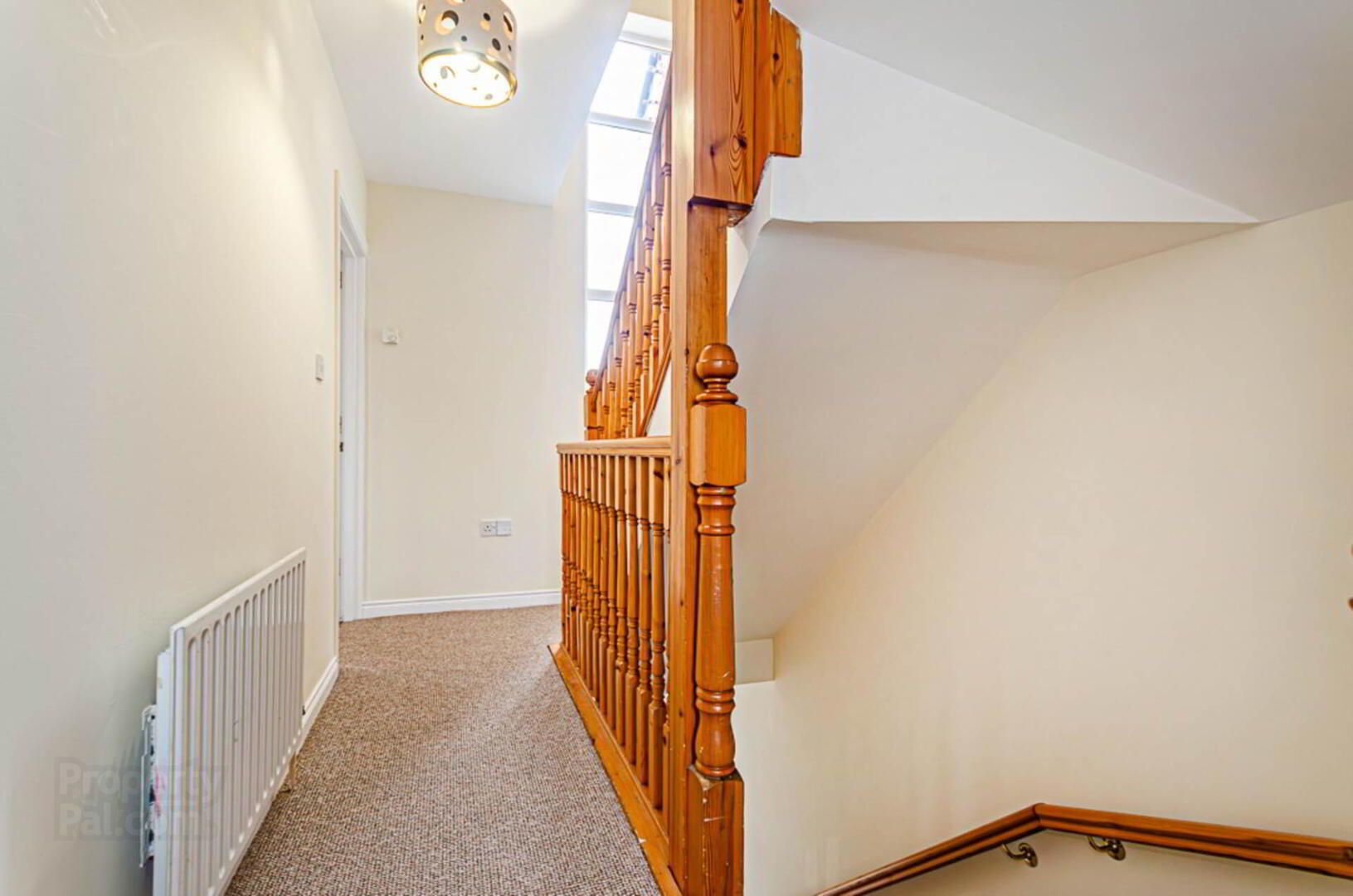 27 Kingscourt Close 4 of 25
