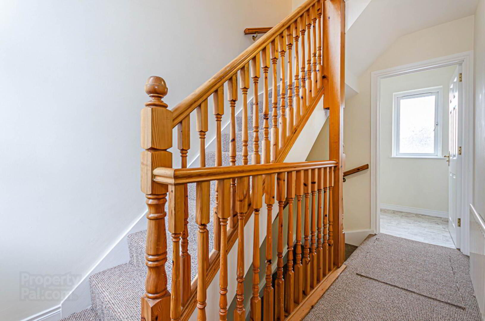 27 Kingscourt Close 5 of 25