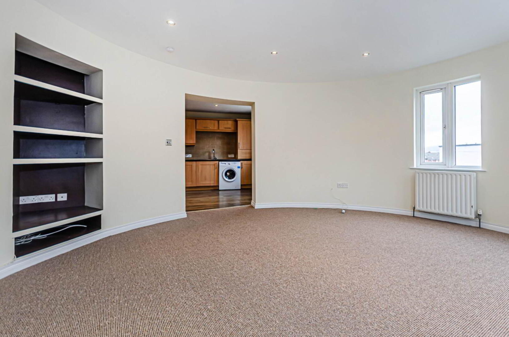 27 Kingscourt Close 12 of 25