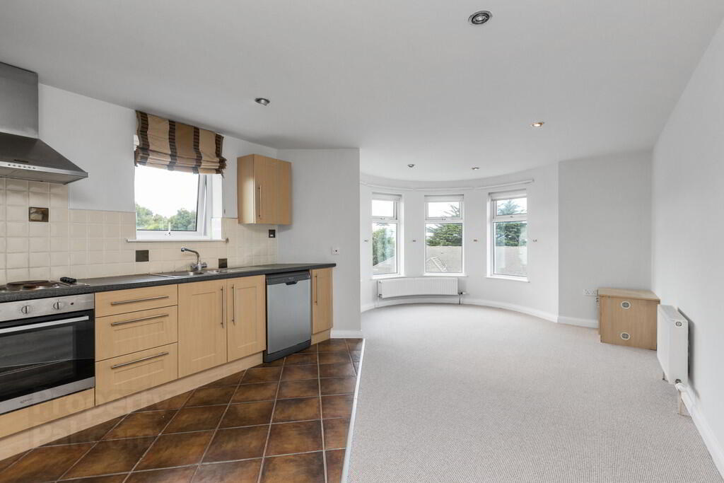 18 Ballyholme View 4 of 24