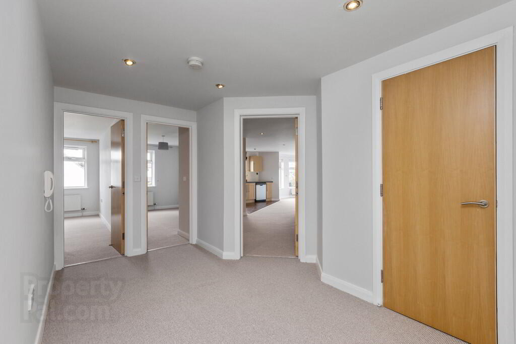 18 Ballyholme View 3 of 24