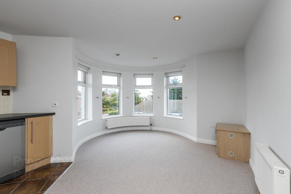 18 Ballyholme View 5 of 24