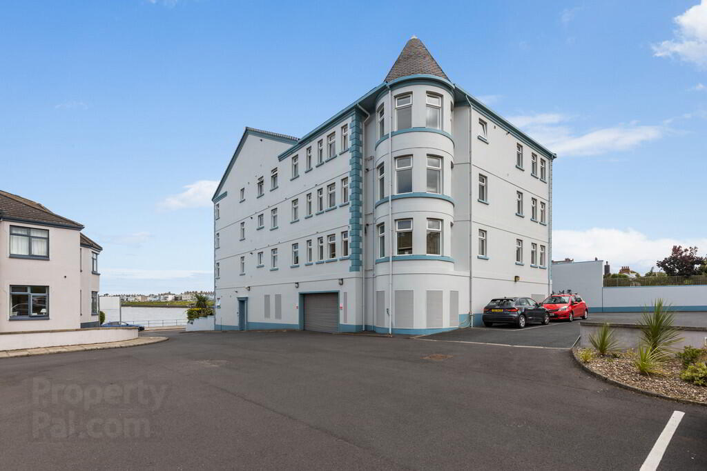 18 Ballyholme View 20 of 24