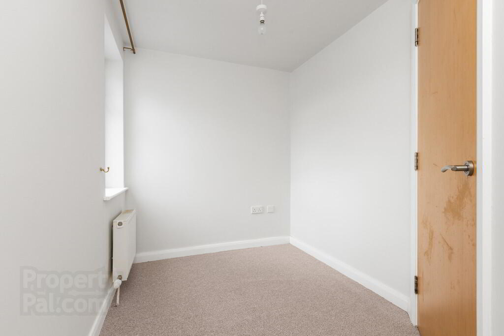18 Ballyholme View 13 of 24