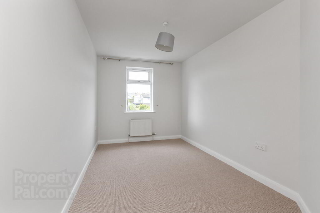 18 Ballyholme View 11 of 24