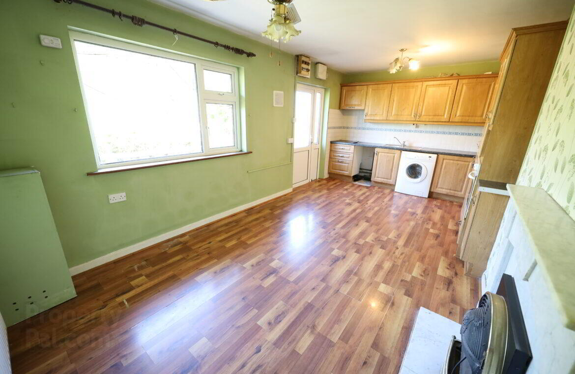 Brookmoor, 7 Pembroke Close 9 of 18