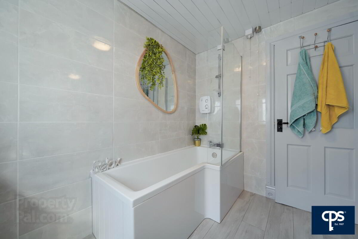 15 Ashbourne View 41 of 49